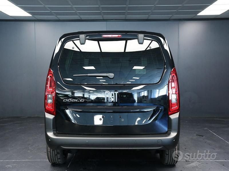 Nuova Fiat Doblò 100 CV (73 kW) 2025 Nero Monovolume