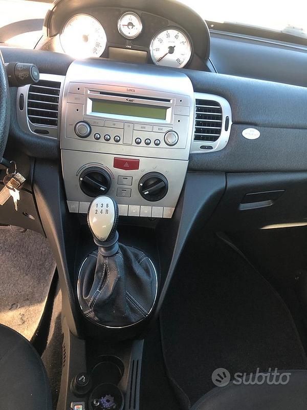 Usata Lancia Ypsilon 2009 Utilitaria