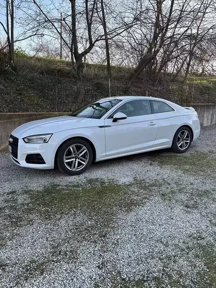 Usata Audi A5 190 CV (139 kW) 2017 Bianco Coupé
