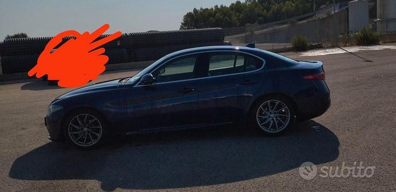 Usata Alfa Romeo Giulia 180 CV (132 kW) 2016 Berlina