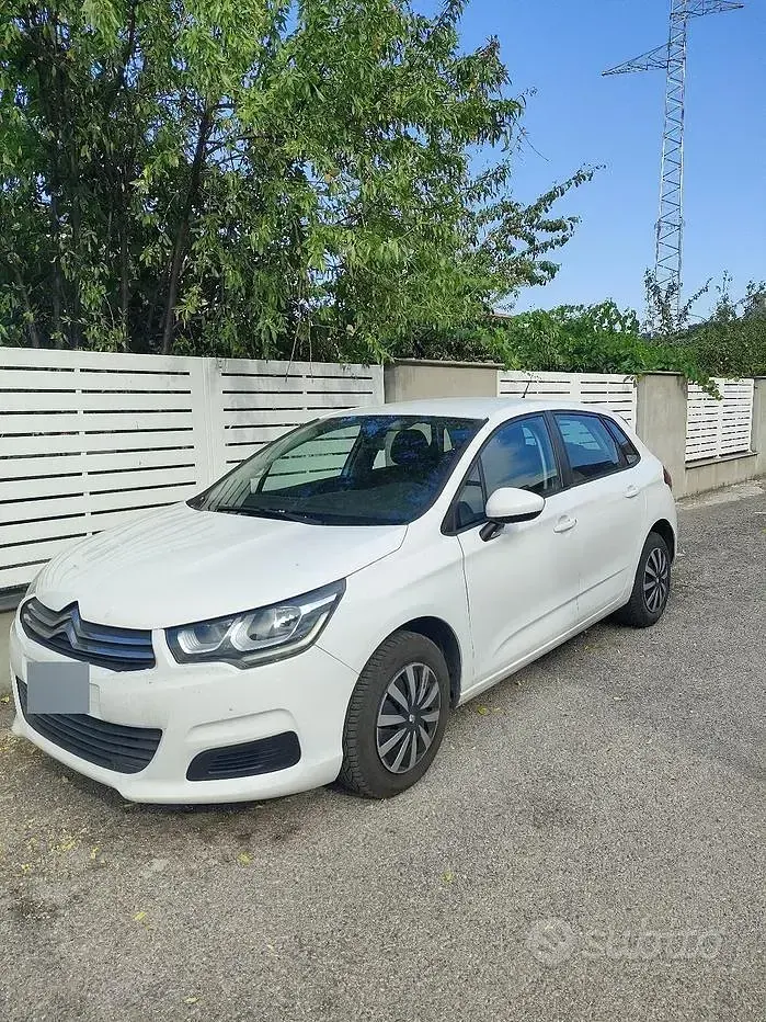Usata Citroën C4 99 CV (72 kW) 2017 Bianco Berlina