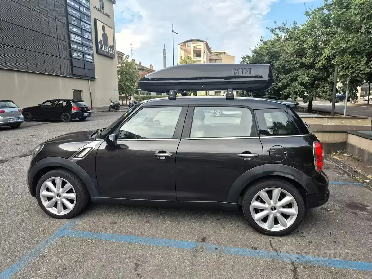 Usata Mini Countryman 143 CV (105 kW) 2016 Grigio SUV
