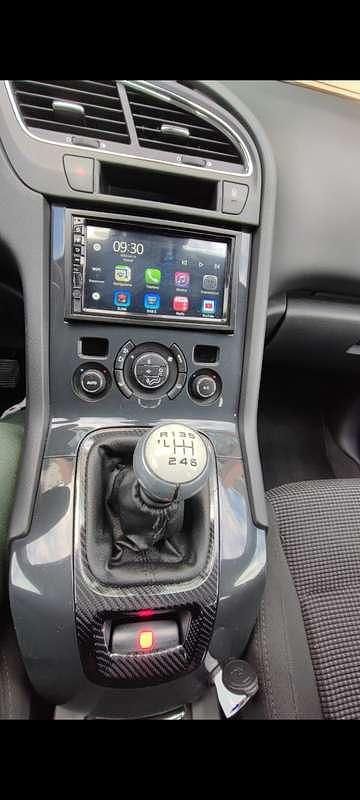 Usata 2010 Peugeot 5008 Premium Monovolume | 2200 € (Super prezzo) - Immagine 1/4