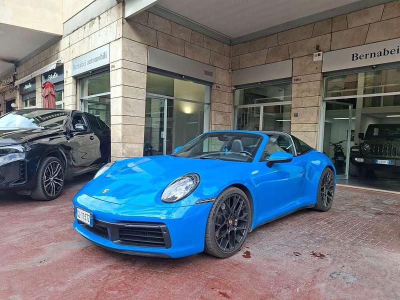 Usata Porsche 911 Carrera 4S Cabriolet 450 CV (330 kW) 2022 Blu/azzurro Cabrio