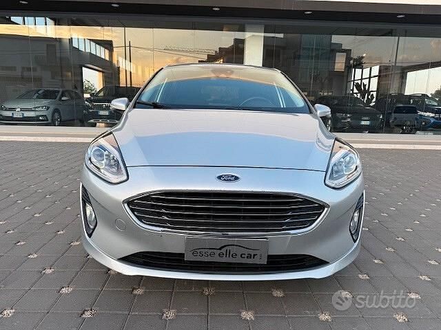 Second-hand Ford Fiesta Titanium 86 CP (63 kW) 2017 Gri Berlinǎ