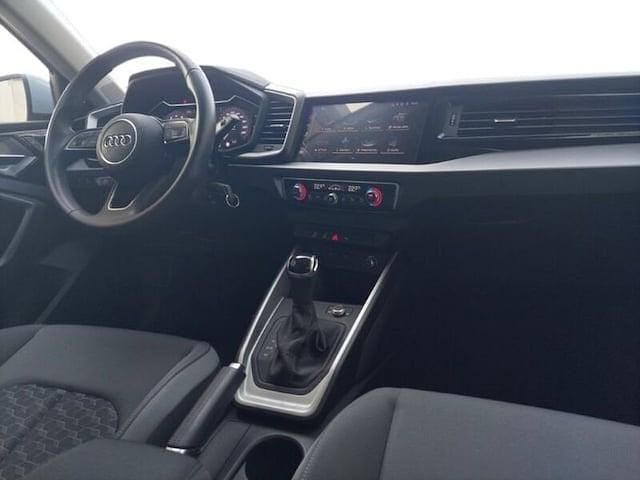 Usata Audi A1 Sportback S-Line 150 CV (110 kW) 2024 Grigio zinco perla Utilitaria