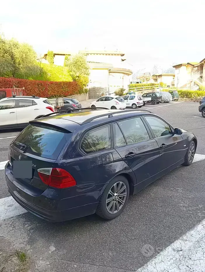 Usata BMW 320 163 CV (119 kW) 2005 Blu Station wagon