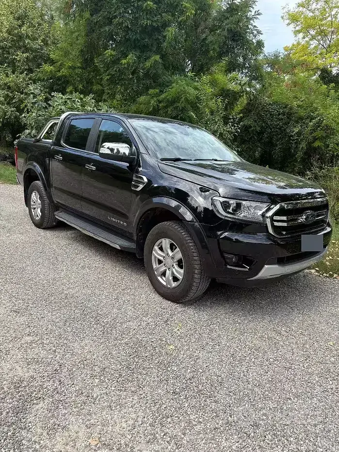 Usata Ford Ranger Limited 170 CV (125 kW) 2022 Nero Pick-up