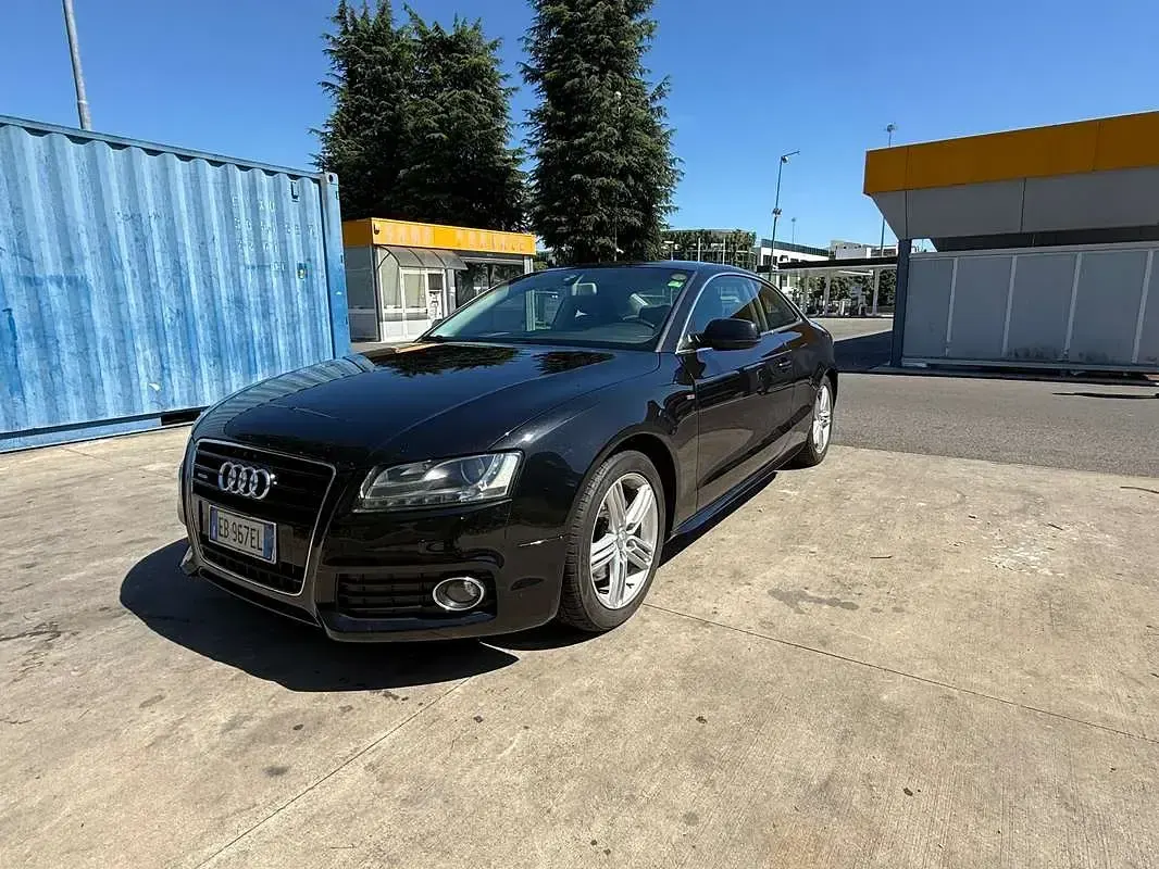 Usata Audi A5 Ambition 239 CV (175 kW) 2011 Nero Coupé
