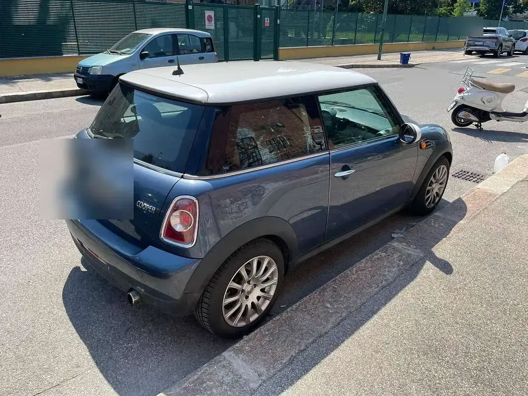 Usata Mini Cooper 122 CV (89 kW) 2010 Blu/azzurro Utilitaria