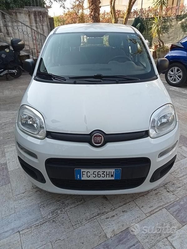 Usata Fiat Panda 69 CV (50 kW) 2016 Bianco Utilitaria