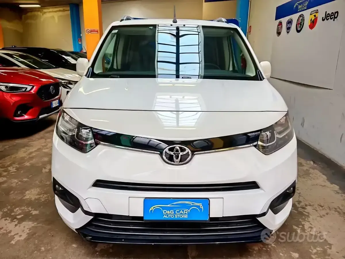 Brugt Toyota Proace Luxury 131 HK (96 kW) 2021 Hvid MPV