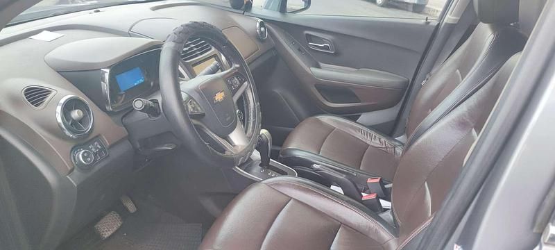 Usata Chevrolet Trax LTZ 131 CV (96 kW) 2013 Argento SUV