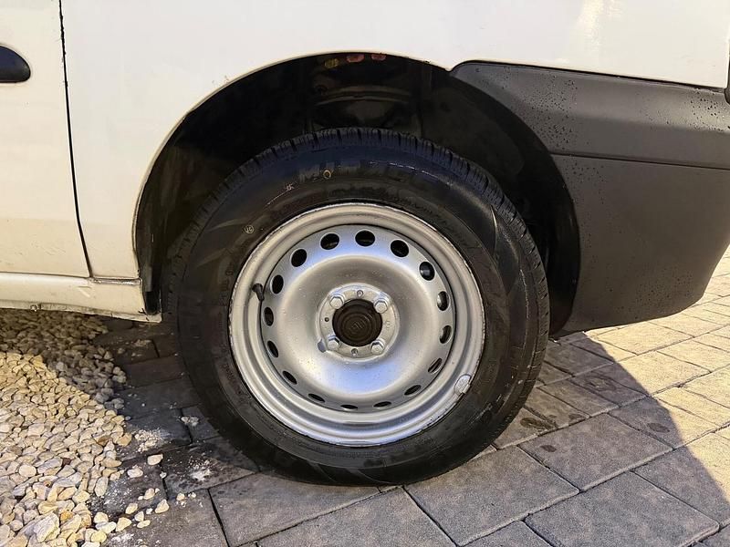 Usata Fiat Doblò 74 CV (54 kW) 2009 Bianco Monovolume