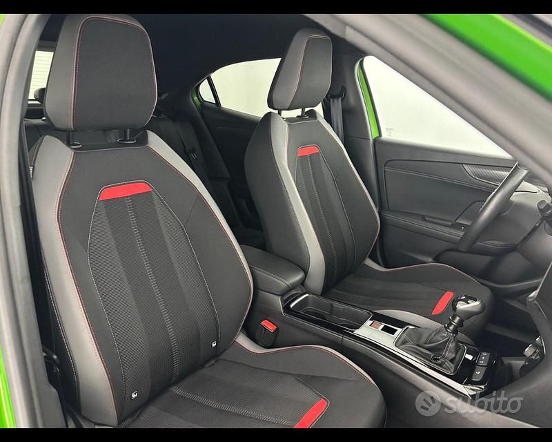 Usata Opel Mokka GS Line 130 CV (95 kW) 2022 Verde SUV