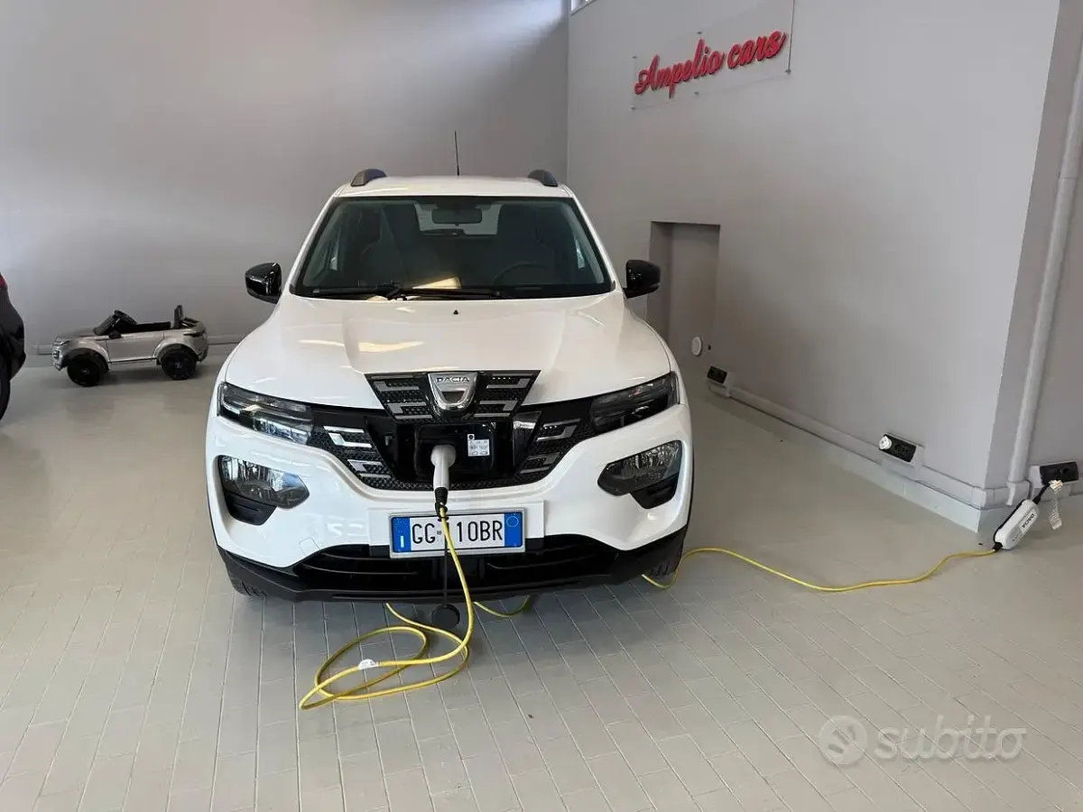 Usata Dacia Spring Comfort Plus 33 kW (45 CV) 2021 Bianco Utilitaria