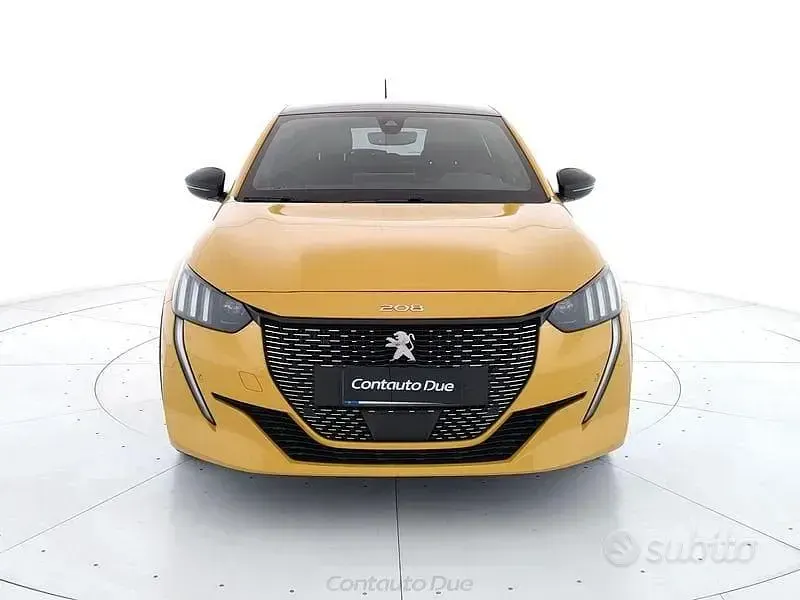 Usata Peugeot 208 GT-line 102 CV (75 kW) 2019 Giallo Utilitaria