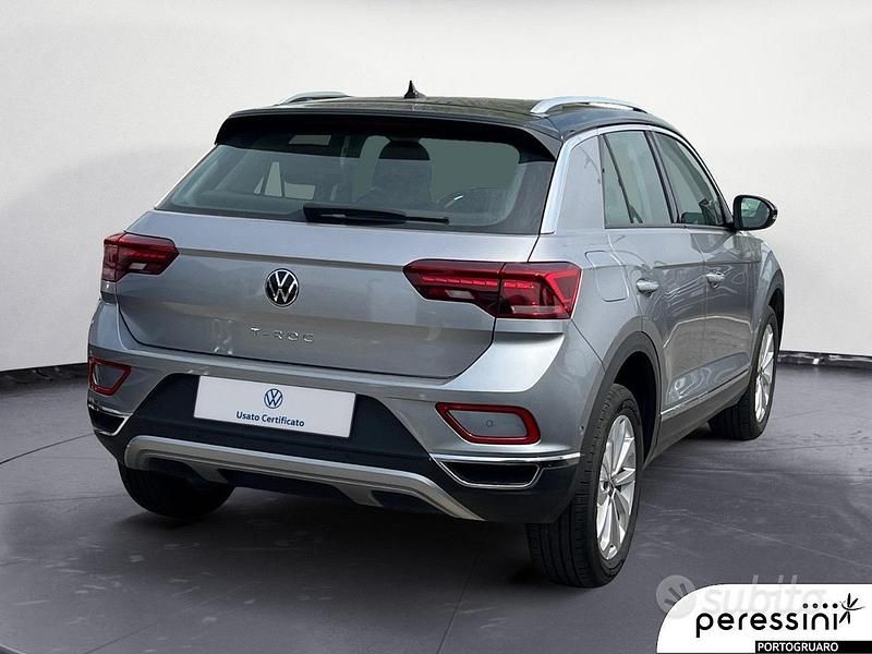 Usata VW T-Roc Style 110 CV (80 kW) 2022 Grigio SUV