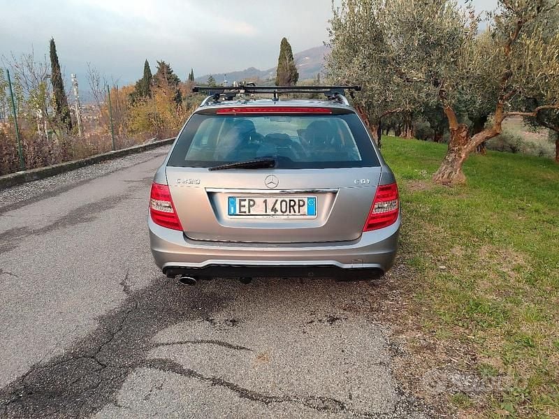 Usata Mercedes C220 Avantgarde 170 CV (125 kW) 2012 Grigio Station wagon