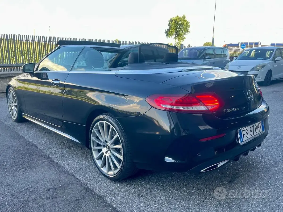 Usata Mercedes C220 Premium 170 CV (125 kW) 2017 Nero Cabrio