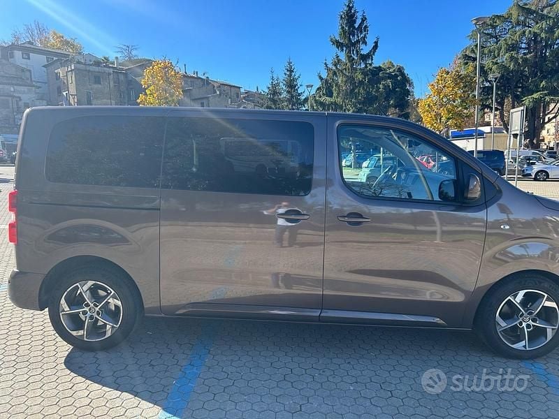 Usata Citroën Spacetourer Feel 119 CV (87 kW) 2018 Marrone Monovolume