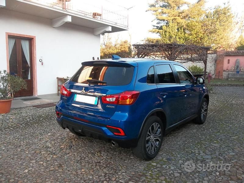 Usata Mitsubishi ASX 117 CV (86 kW) 2019 Blu SUV