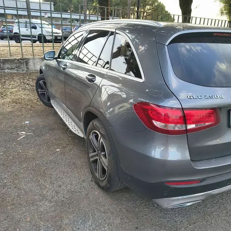 Usata Mercedes GLC250 Exclusive 204 CV (150 kW) 2018 SUV
