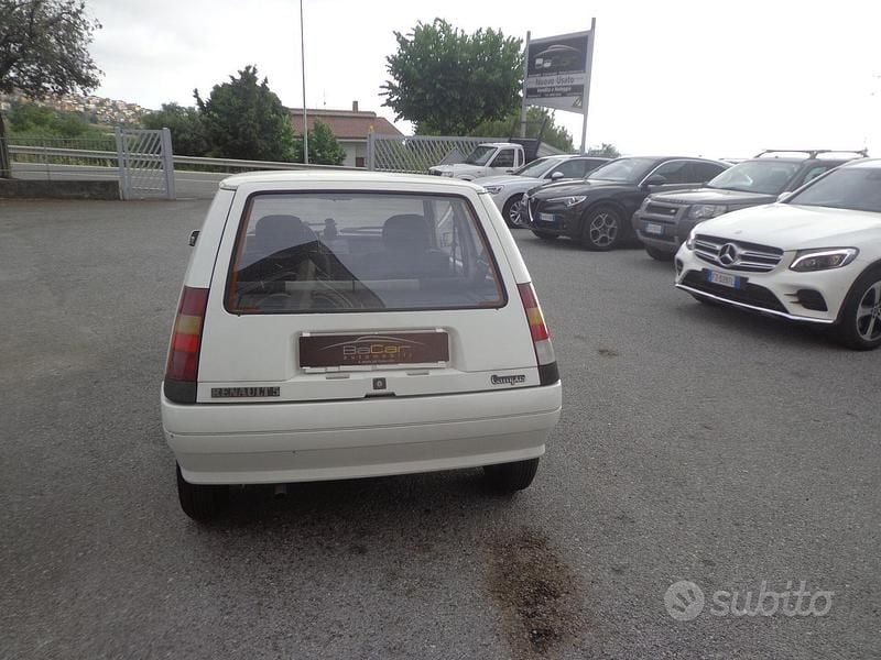 Usata Renault Super 5 Campus 41 CV (30 kW) 1990 Bianco Utilitaria