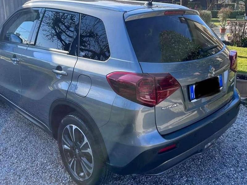 Usata Suzuki Vitara 129 CV (94 kW) 2021 Grigio SUV