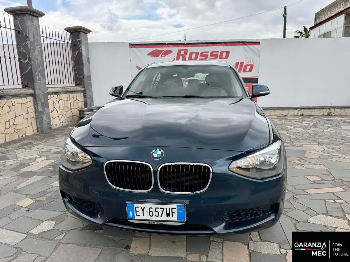Usata BMW 114 95 CV (69 kW) 2015 Blu/azzurro Utilitaria