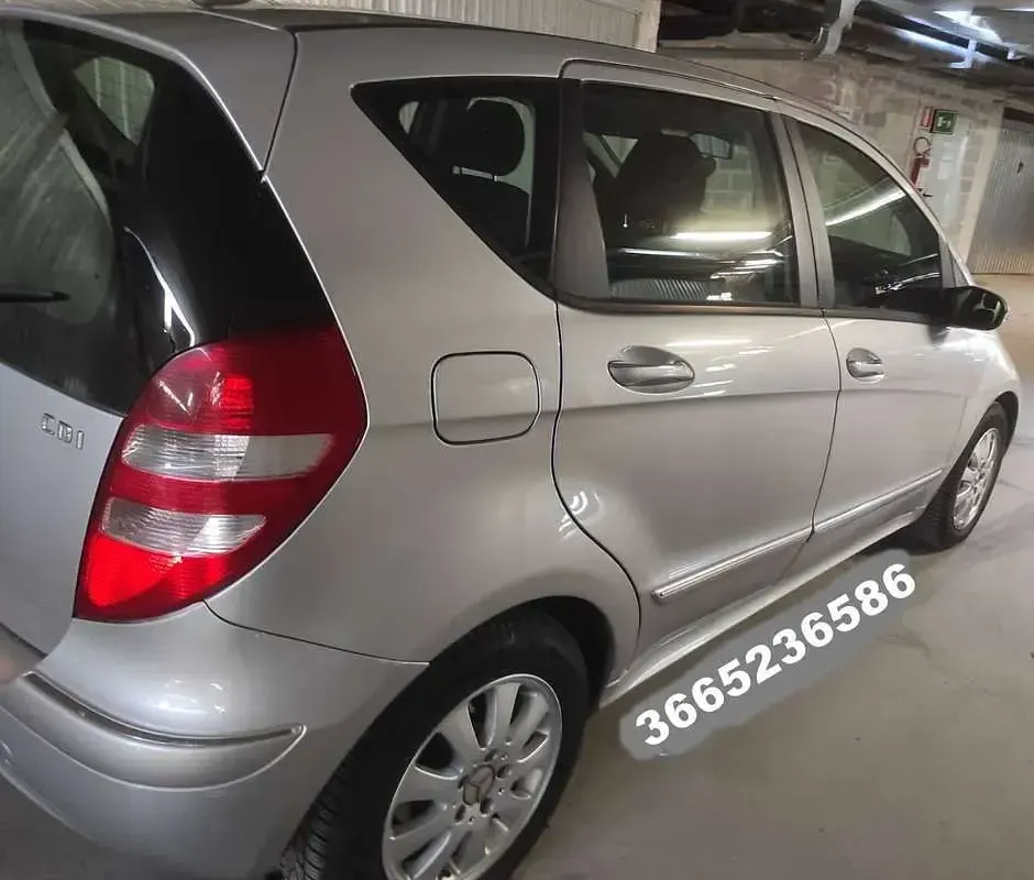 Usata Mercedes A180 Elegance 109 CV (80 kW) 2008 Argento Monovolume