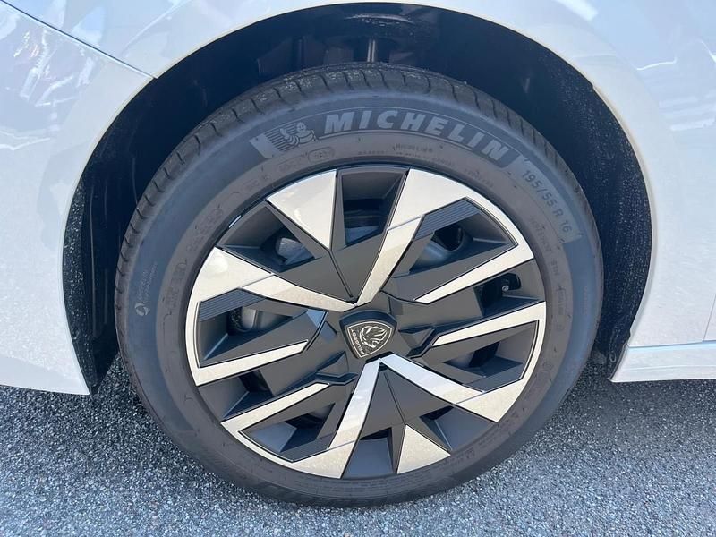 Nuova Peugeot 208 Style 110 CV (80 kW) 2025 Bianco Utilitaria