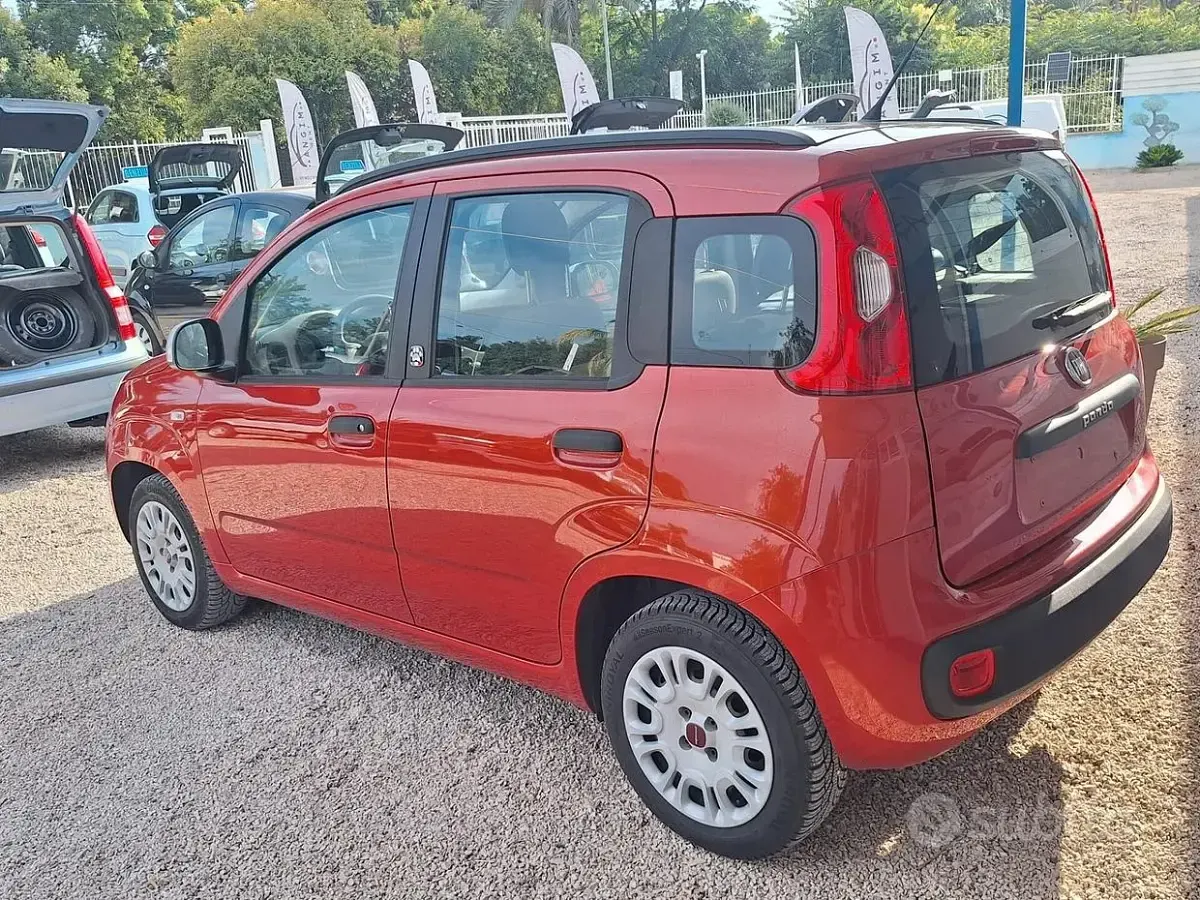 Usata Fiat Panda 69 CV (50 kW) 2013 Rosso Utilitaria
