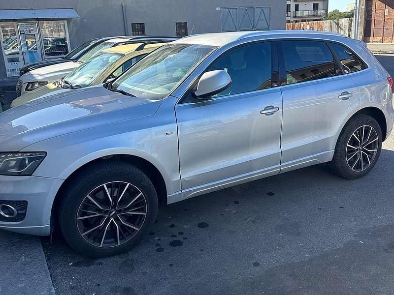 Usata Audi Q5 239 CV (175 kW) 2010 Argento SUV