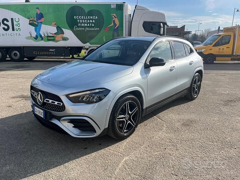 Usata Mercedes GLA200 Premium Plus 150 CV (110 kW) 2024 SUV