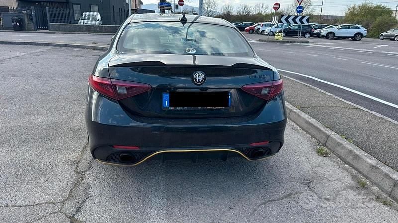 Usata Alfa Romeo Giulia 210 CV (154 kW) 2020 Nero Berlina