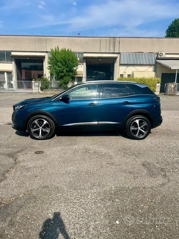 Usata Peugeot 3008 GT 131 CV (96 kW) 2022 Blu SUV