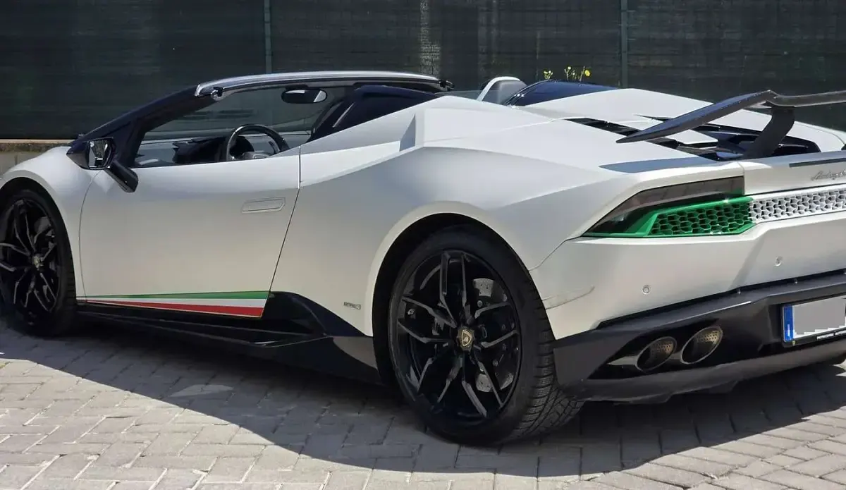 Usata Lamborghini Huracán 610 CV (448 kW) 2017 Bianco Cabrio