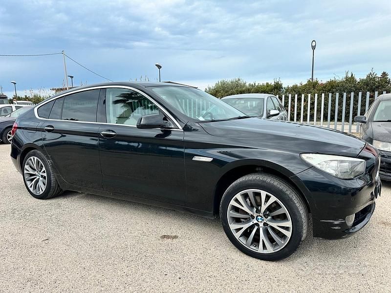 Usata BMW 530 Efficient Dynamics 245 CV (180 kW) 2009 Nero Berlina