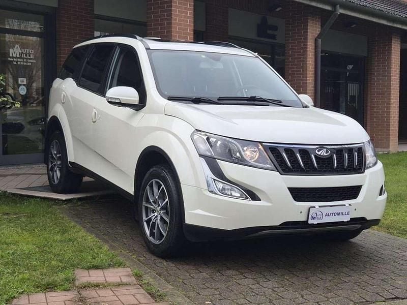 Bianco Usata 2018 Mahindra XUV500 SUV | 10.500 € (Buon prezzo) - Immagine 1/4