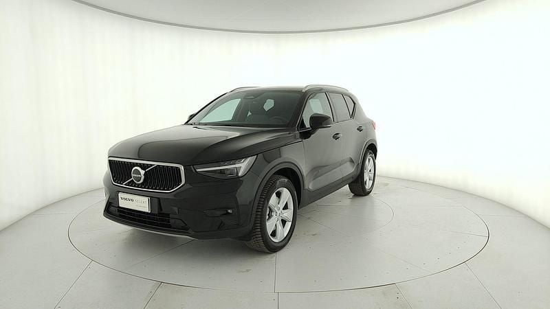 Usata Volvo XC40 Core 163 CV (119 kW) 2025 Onyx black SUV