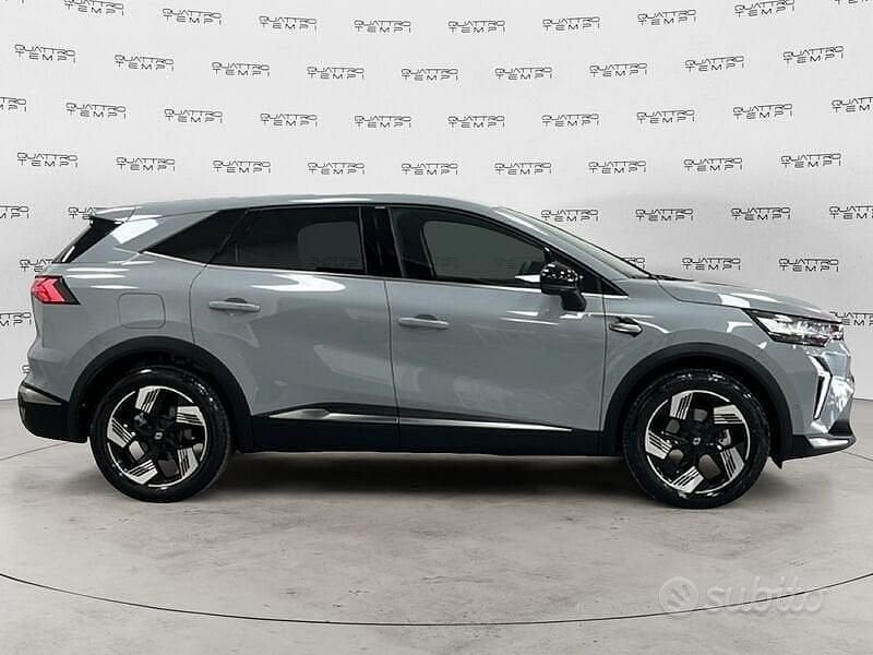 Usata Renault Symbioz Techno 145 CV (106 kW) 2025 Grigio SUV