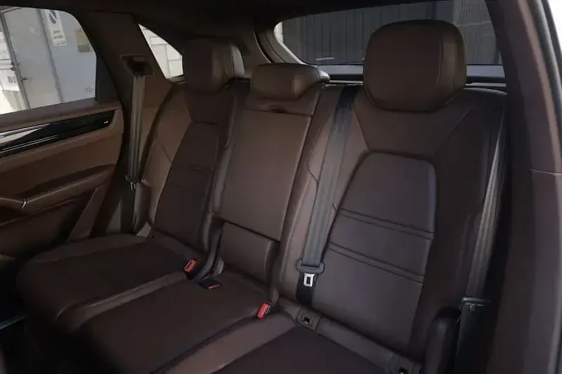 Usata Porsche Cayenne 340 CV (250 kW) 2019 Bianco SUV