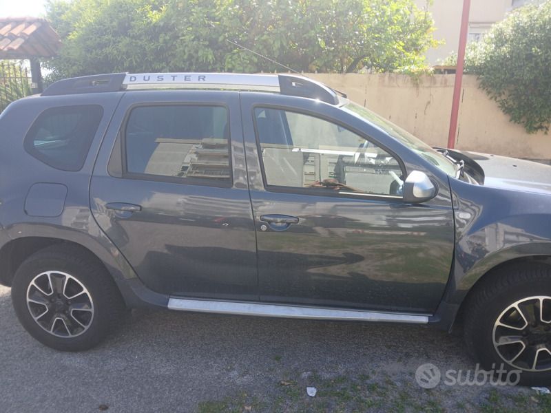 Usata Dacia Duster 115 CV (84 kW) 2016 Grigio SUV