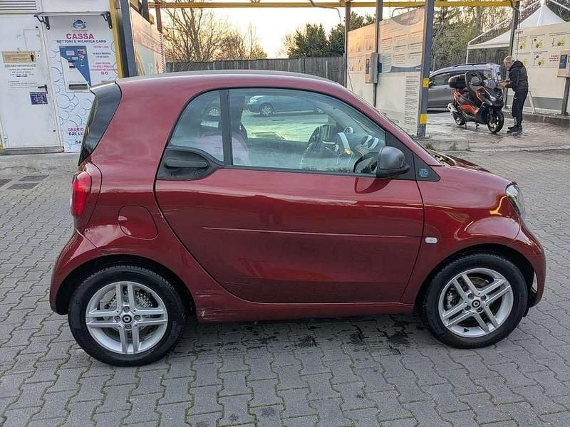 Usata Smart ForTwo Coupé Passion 41 kW (56 CV) 2021 Utilitaria