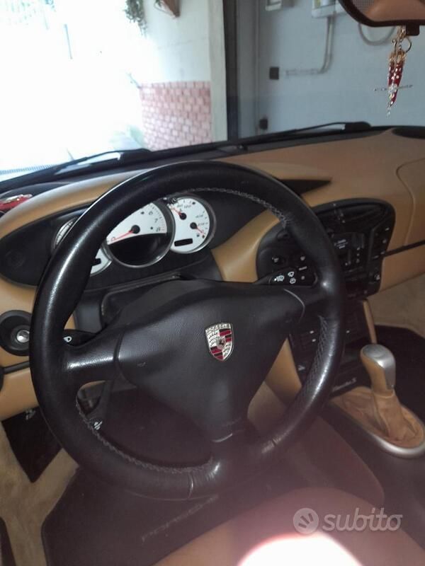 Usata Porsche Boxster 252 CV (185 kW) 2001 Nero Cabrio