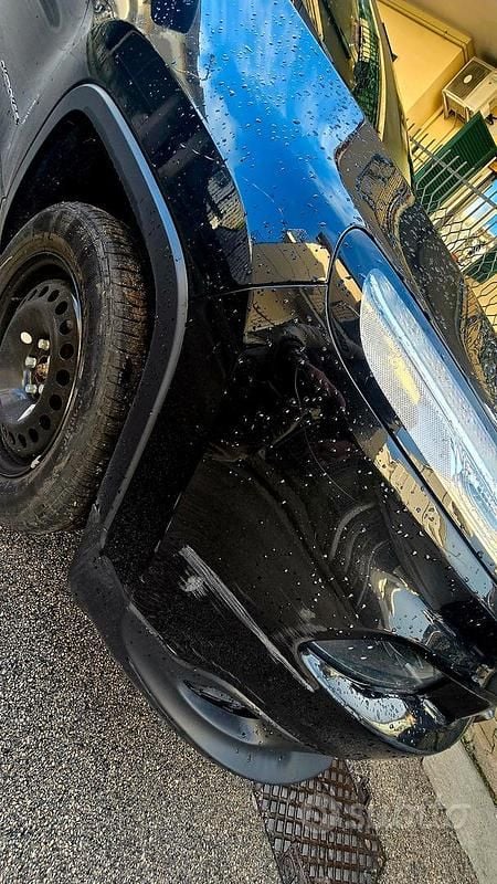 Usata Jeep Cherokee 170 CV (125 kW) 2015 Nero SUV