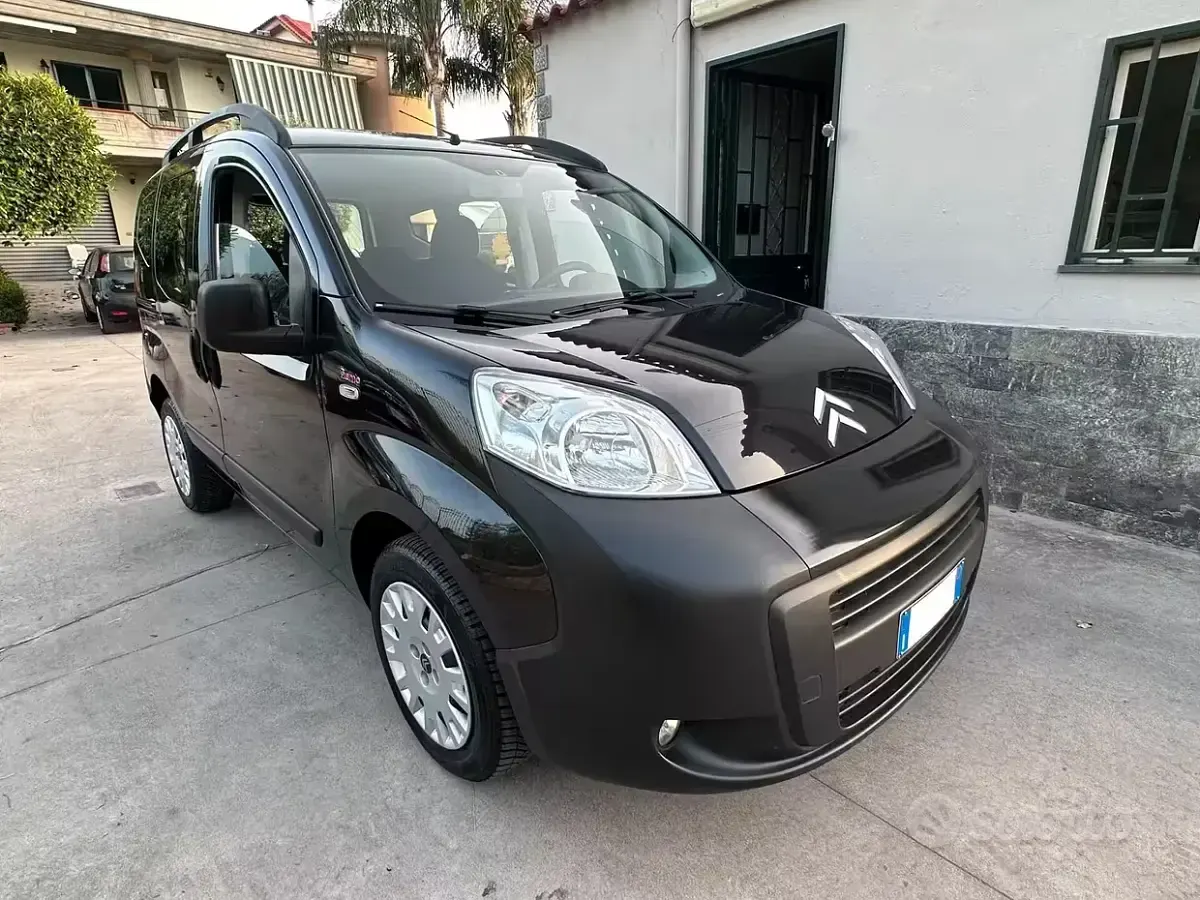 Usata Citroën Nemo 75 CV (55 kW) 2011 Grigio Monovolume