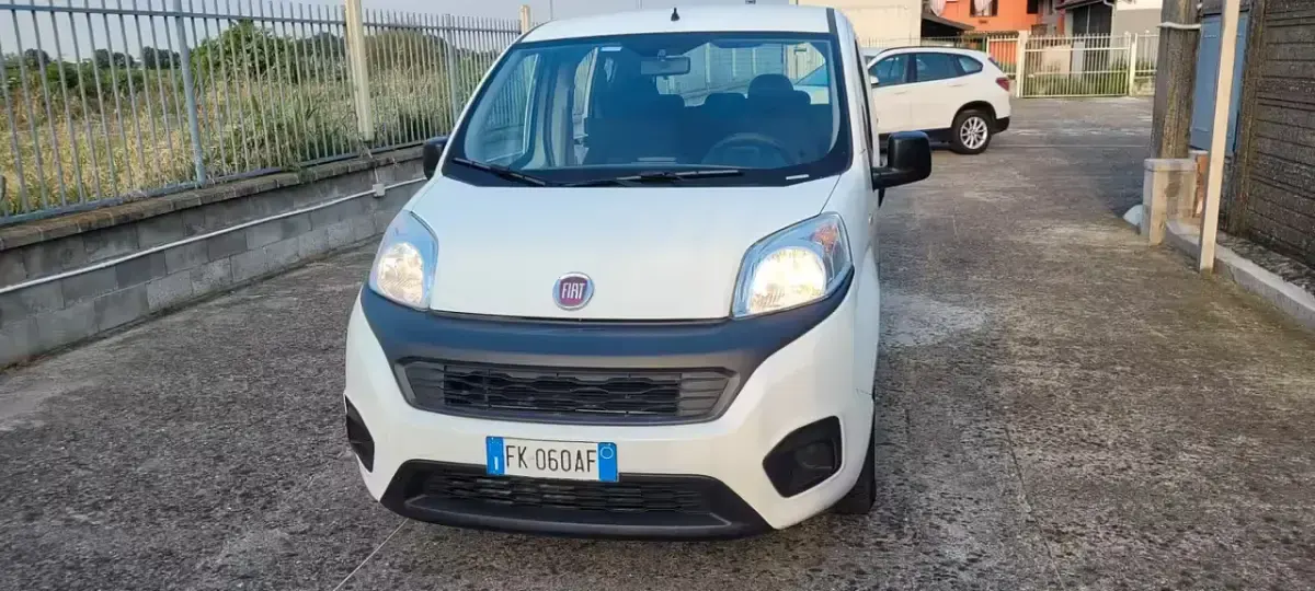 Usata Fiat Qubo Easy 80 CV (58 kW) 2017 Bianco Monovolume
