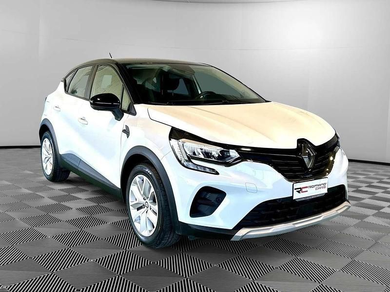 Usata Renault Captur Zen 143 CV (105 kW) 2022 Grigio SUV